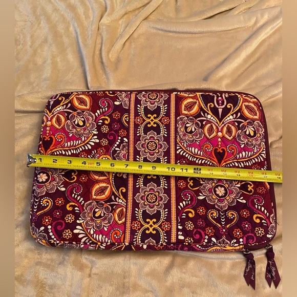 Vera Bradley Colorful Floral Laptop Case - Picture 5 of 7